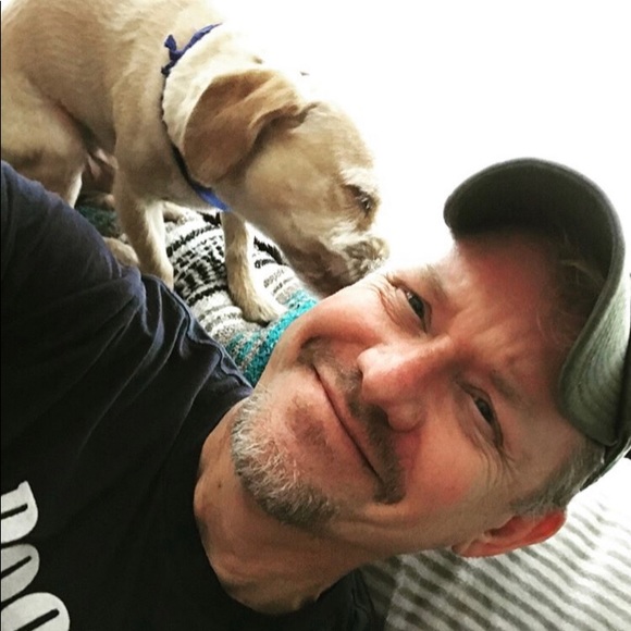 Meet your Posher. - Picture 5 of 5